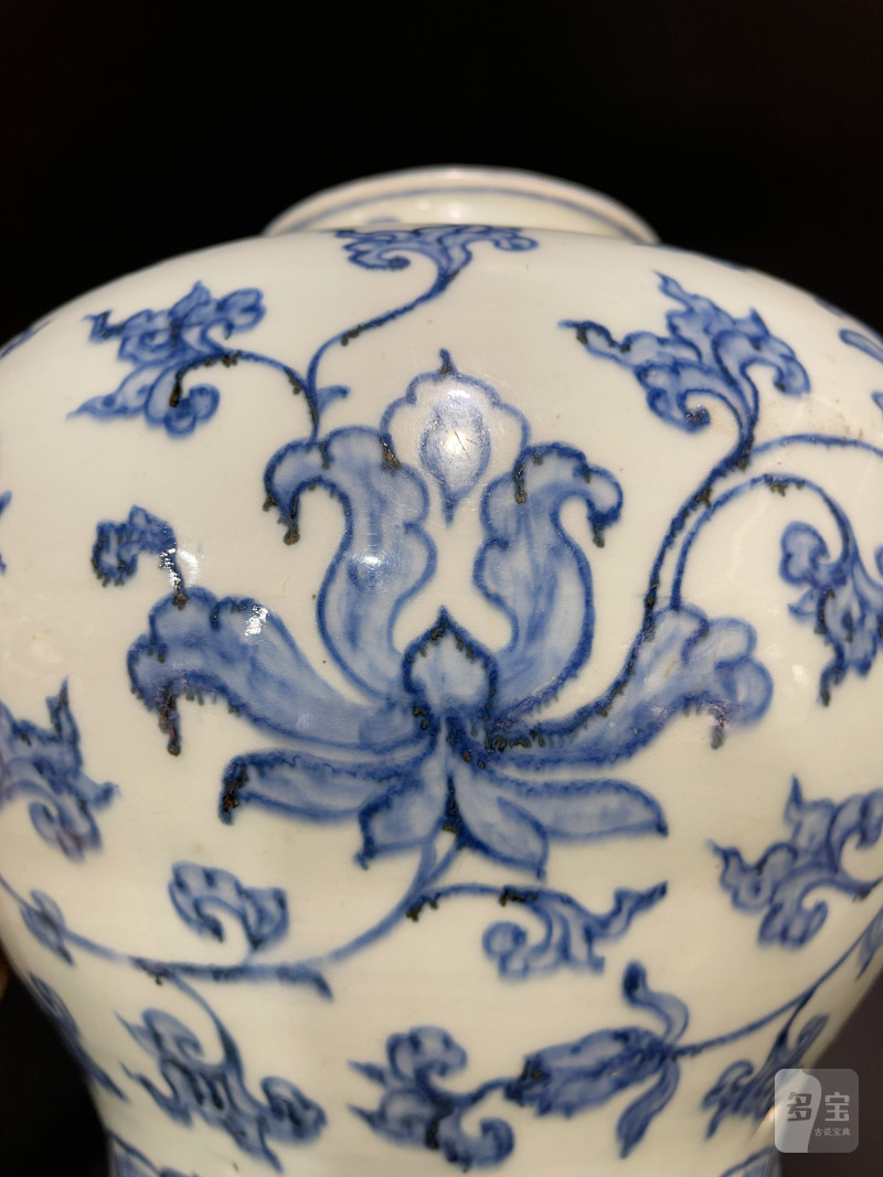 明成化 青花缠枝莲纹罐 - 图9